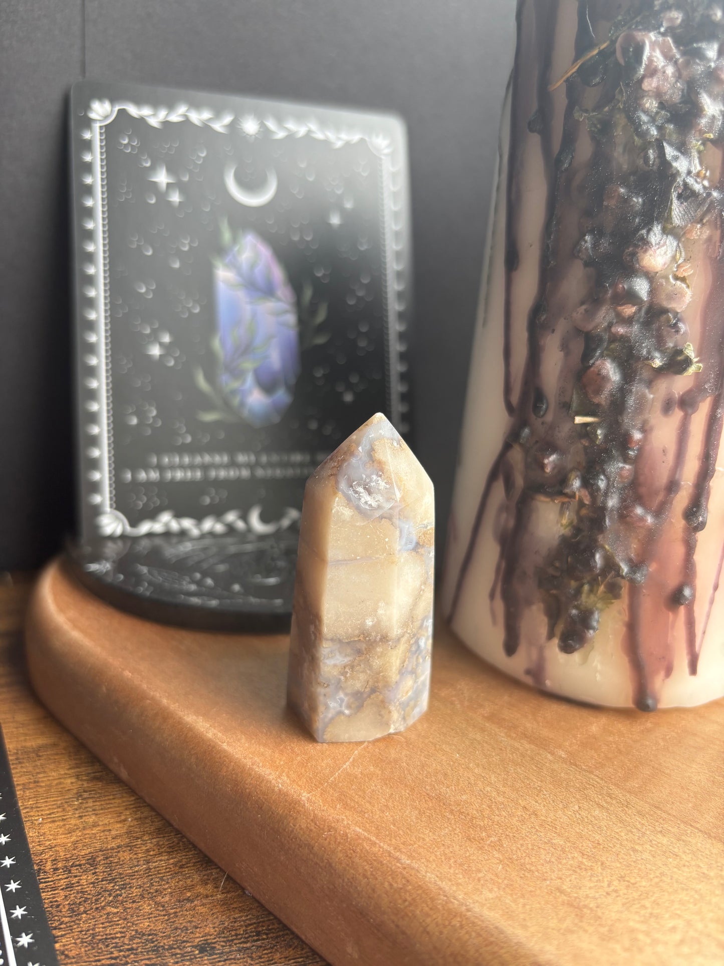 Flower Agate Point
