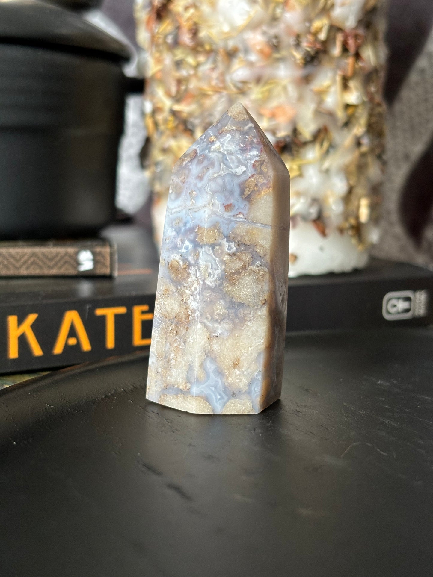 Flower Agate Point