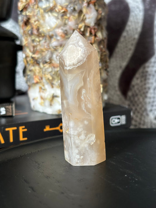 Flower Agate Point