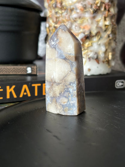 Flower Agate Point