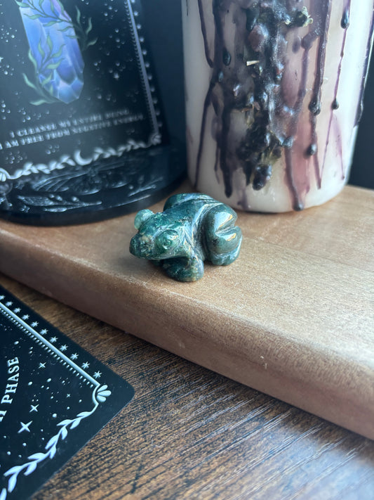 Moss Agate Frog