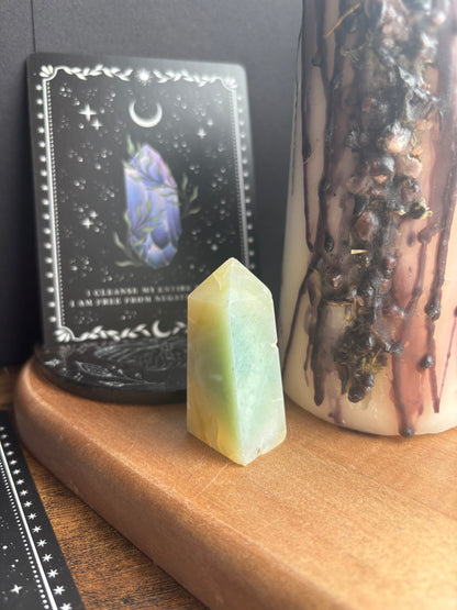Caribbean Calcite Square Point