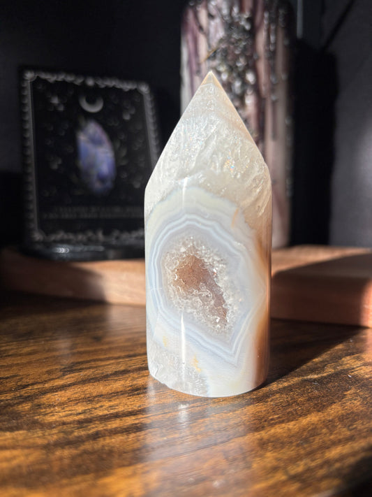 Cylindrical Agate Point (c)